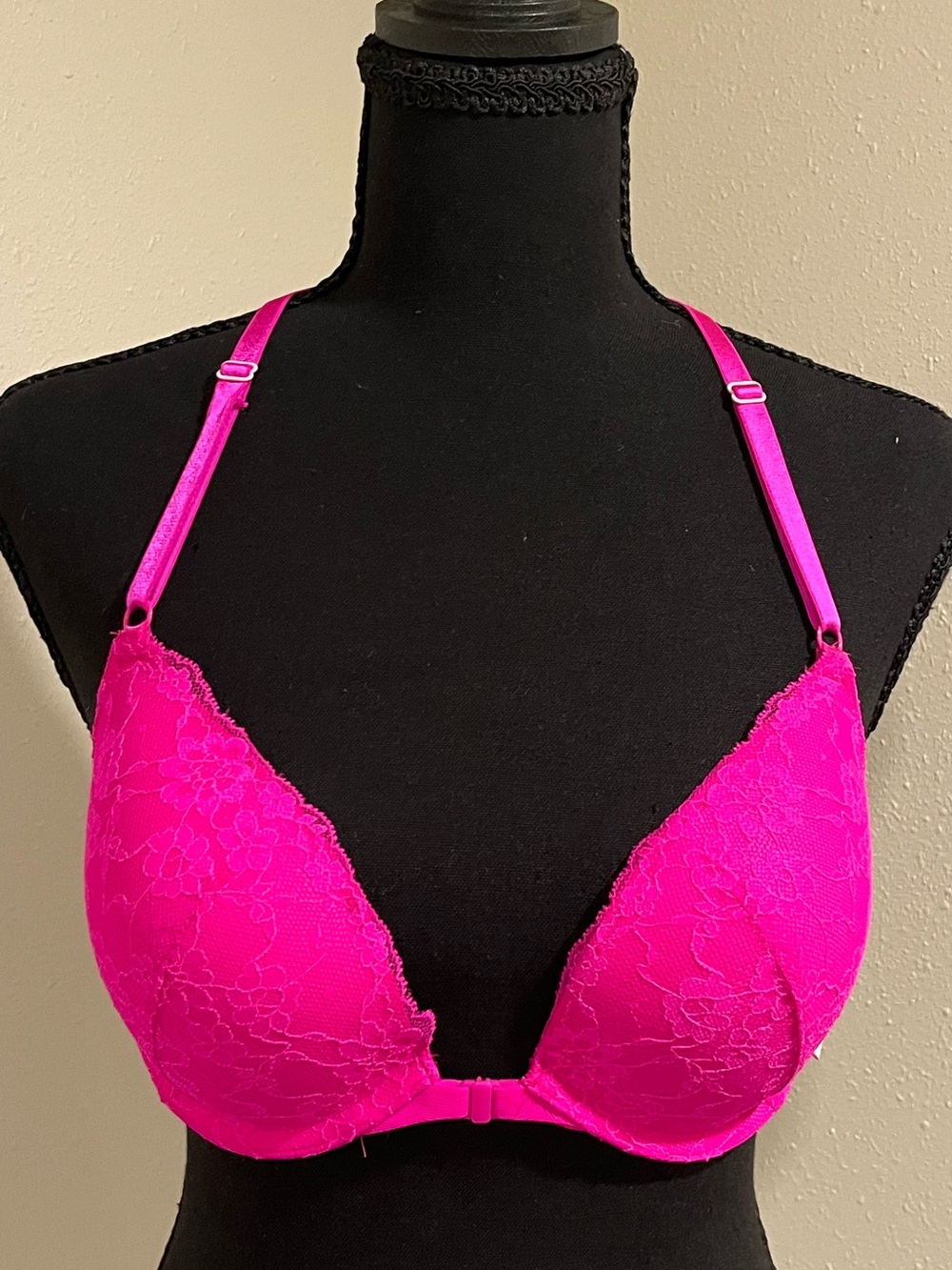 Victoria’s Secret Hot Pink Lace Push-Up Bra 34C